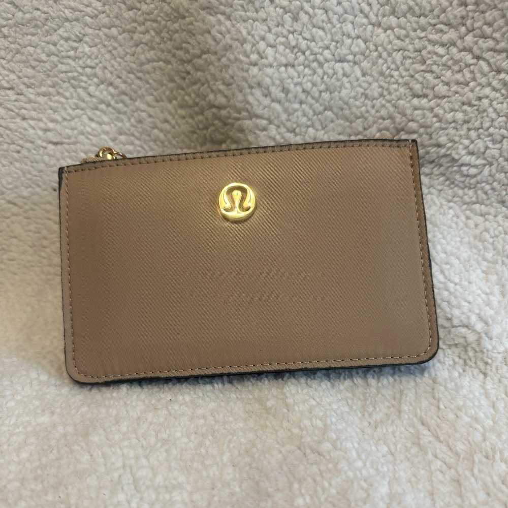 New Fashion Inspired Item(Wallet)